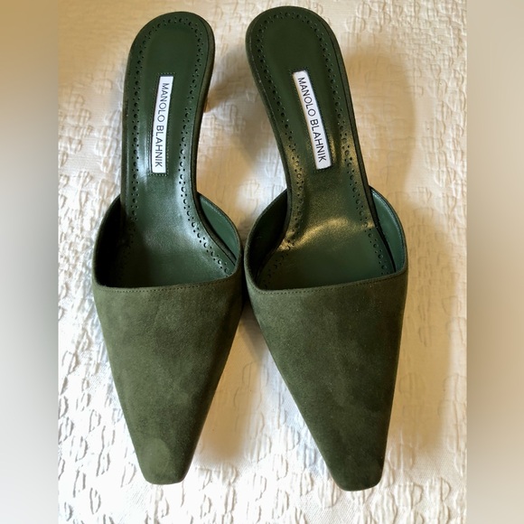 MANOLO BLAHNIK Moiramu 50 Suede Mules Shoes Army Green US 8 - EU 38 NEW - Picture 8 of 13